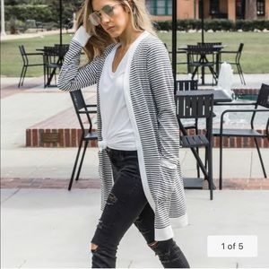 Charcoal striped cardigan - size M - Brand new